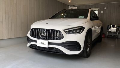 メルセデス・ベンツ AMG GLA　フロントガラス修理